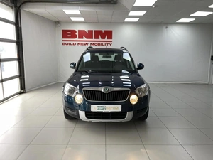 Внедорожник Skoda Yeti 2012 года, 1230000 рублей, Смоленск