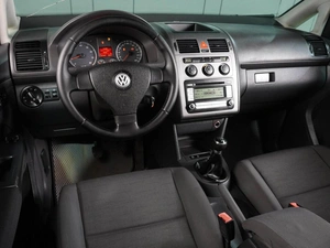Минивэн Volkswagen Touran 2007 года, 799000 рублей, Воронеж