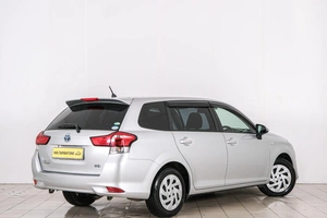Универсал Toyota Corolla Fielder 2016 года, 1349000 рублей, Красноярск
