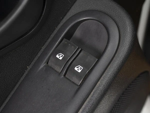 Внедорожник Renault Duster 2014 года, 850000 рублей, Омск