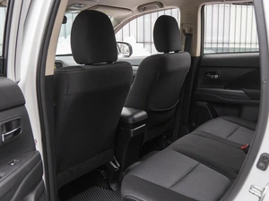 Внедорожник Mitsubishi Outlander 2018 года, 1939000 рублей, Волгоград