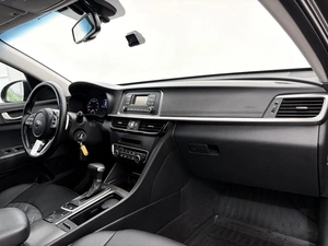 Седан Kia Optima 2019 года, 2057000 рублей, Орёл