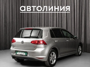 Хетчбэк Volkswagen Golf 2013 года, 1250000 рублей, Красноярск