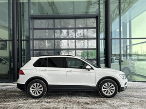 Внедорожник Volkswagen Tiguan 2019 года, 1900000 рублей, Уфа