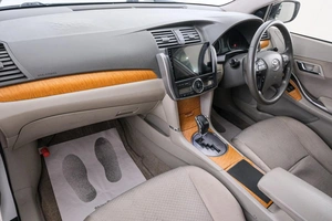 Седан Toyota Premio 2010 года, 949000 рублей, Красноярск