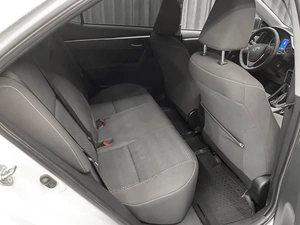 Седан Toyota Corolla 2018 года, 1650000 рублей, Красноярск