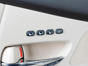 Внедорожник Lexus RX 2010 года, 1950000 рублей, Тюмень