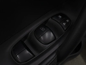 Внедорожник Nissan X-Trail 2020 года, 2498000 рублей, Омск