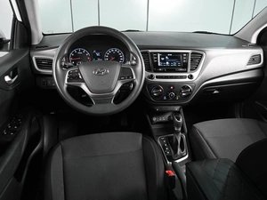 Седан Hyundai Solaris 2018 года, 1229000 рублей, Аксай