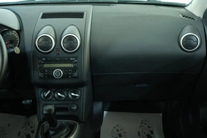 Внедорожник Nissan Qashqai 2011 года, 1029000 рублей, Омск