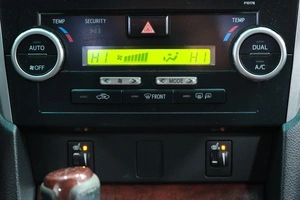 Седан Toyota Camry 2012 года, 1539000 рублей, Омск