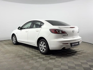 Седан Mazda 3 2013 года, 729900 рублей, Казань