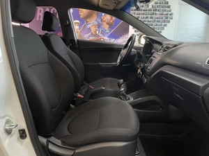 Седан Kia Rio 2015 года, 980000 рублей, Ярославль