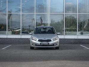 Хетчбэк Kia Ceed 2013 года, 920000 рублей, Нижний Новгород