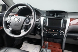 Седан Toyota Camry 2013 года, 1579000 рублей, Оренбург