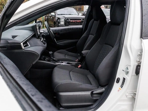 Хетчбэк Toyota Corolla 2019 года, 1599000 рублей, Большой Сочи