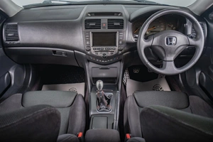 Седан Honda Accord 2002 года, 1189000 рублей, Томск