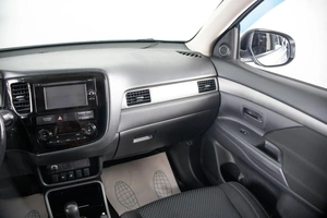 Внедорожник Mitsubishi Outlander 2017 года, 1899000 рублей, Пермь