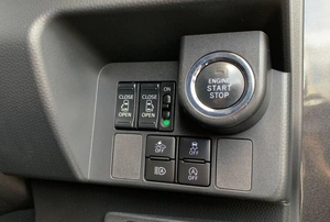 Хетчбэк Toyota Tank 2019 года, 960000 рублей, Солонцы