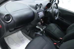 Хетчбэк Nissan March 2011 года, 653000 рублей, Солонцы