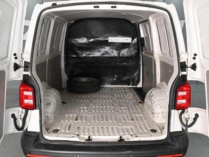 Volkswagen Transporter, T6 (2015—н. в.), 2.0 TDI MT (102 л.с.) 2019г. 2019 года, 2679000 рублей, Аксай