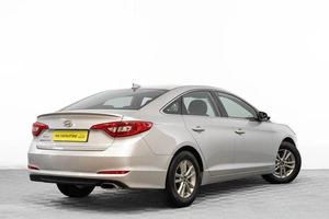 Седан Hyundai Sonata 2017 года, 1599000 рублей, Барнаул