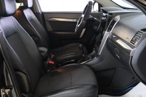 Внедорожник Chevrolet Captiva 2011 года, 929000 рублей, Омск