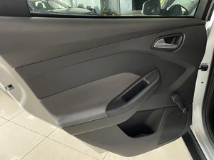 Седан Ford Focus 2011 года, 787000 рублей, Солонцы