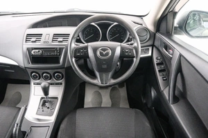 Седан Mazda Axela 2012 года, 979000 рублей, Красноярск