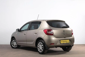 Хетчбэк Renault Sandero 2019 года, 999000 рублей, Новосибирск