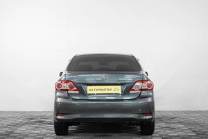 Седан Toyota Corolla 2010 года, 949000 рублей, Кемерово