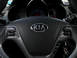 Седан Kia Rio 2016 года, 1117000 рублей, Волгоград