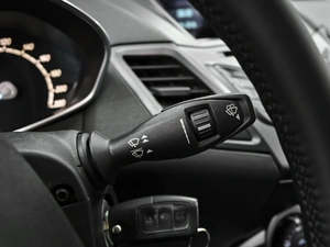 Хетчбэк Ford Fiesta 2016 года, 925000 рублей, Ставрополь