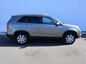 Внедорожник Kia Sorento 2011 года, 1200000 рублей, Брянск