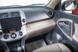Внедорожник Toyota RAV4 2007 года, 1299000 рублей, Томск