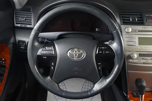 Седан Toyota Camry 2011 года, 1319000 рублей, Тюмень