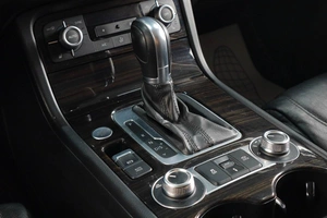 Внедорожник Volkswagen Touareg 2017 года, 3619000 рублей, Тюмень