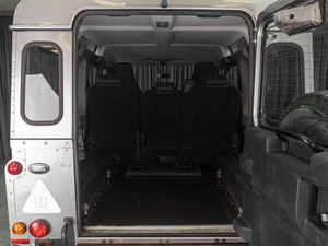 Внедорожник Land Rover Defender 2013 года, 3139000 рублей, Тюмень