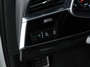 Внедорожник Audi Q7 2020 года, 5983055 рублей, Москва