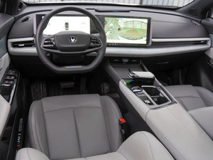 Внедорожник Changan UNI-T 2023 года, 2650000 рублей, Волгоград