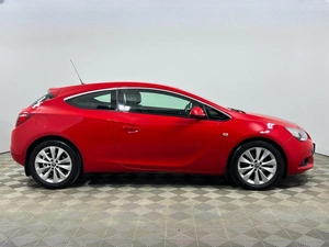 Хетчбэк Opel Astra GTC 2014 года, 999900 рублей, Казань