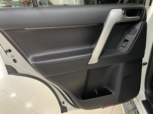 Внедорожник Toyota Land Cruiser Prado 2020 года, 6797000 рублей, Солонцы