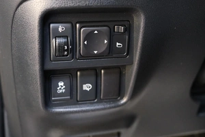 Внедорожник Nissan Juke 2012 года, 1289000 рублей, Омск