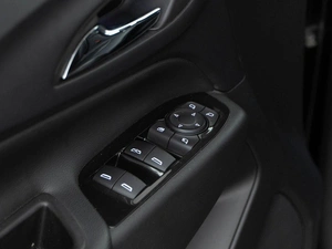 Внедорожник Chevrolet Equinox 2020 года, 2449046 рублей, Москва
