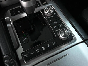 Внедорожник Toyota Land Cruiser 2017 года, 5460000 рублей, Ростов-на-Дону