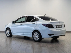 Седан Hyundai Solaris 2014 года, 749000 рублей, Саратов