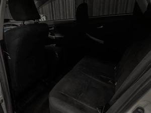Лифтбек Toyota Prius 2013 года, 950000 рублей, Красноярск