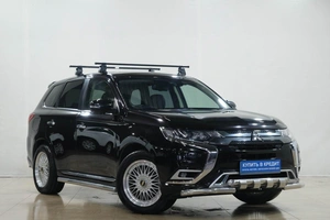 Внедорожник Mitsubishi Outlander 2020 года, 2999000 рублей, Новокузнецк