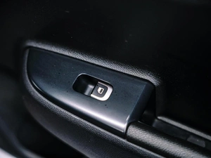 Седан Kia Rio 2018 года, 1495000 рублей, Красноярск