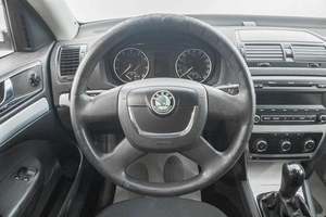 Лифтбек Skoda Octavia 2010 года, 689000 рублей, Барнаул